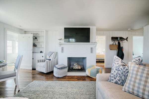 Photo 10 of Del Mar #13369 - Stunning Waterfront Views, Beach steps away!