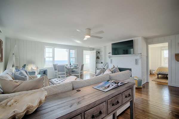 Photo 7 of Del Mar #13369 - Stunning Waterfront Views, Beach steps away!