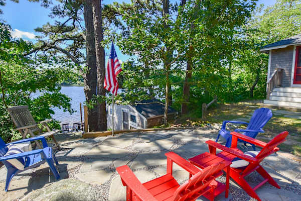 Photo 2 of Del Mar #15515 - Waterfront on Crystal Lake!