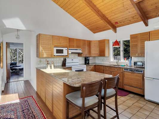 Photo 7 of Del Mar #12230 - Stylistic Home and Easy Walk to the Beach!