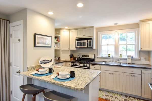 Photo 8 of Del Mar #11108 - 4 min Walk to Commercial Street and Beach!