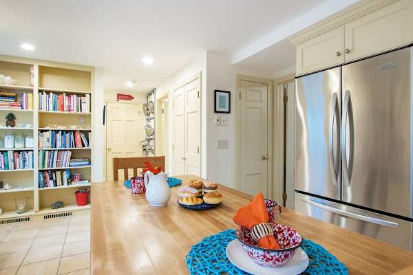 Photo 2 of Del Mar #15566 - Fantastic Home by Eldridge Park!