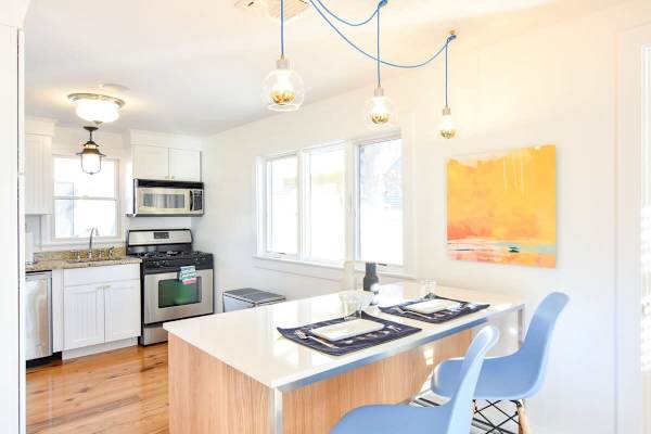 Photo 4 of Del Mar #17722 - 2 Min Walk to the Ocean Central A/C!