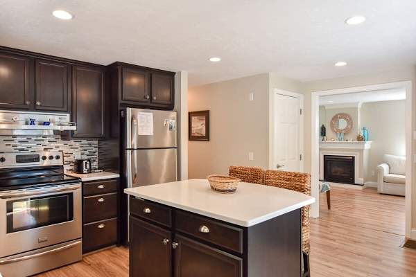 Photo 4 of Del Mar #19901 - Amazing Backyard, Spacious, Dog Friendly!