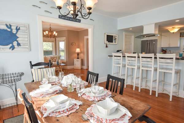 Photo 9 of Del Mar #19920 - Walk to Nantucket Sound Beaches!