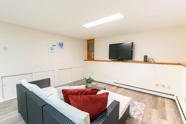 Photo 3 of Del Mar #20021 - Stylish Home Dog Friendly Close to Beach!