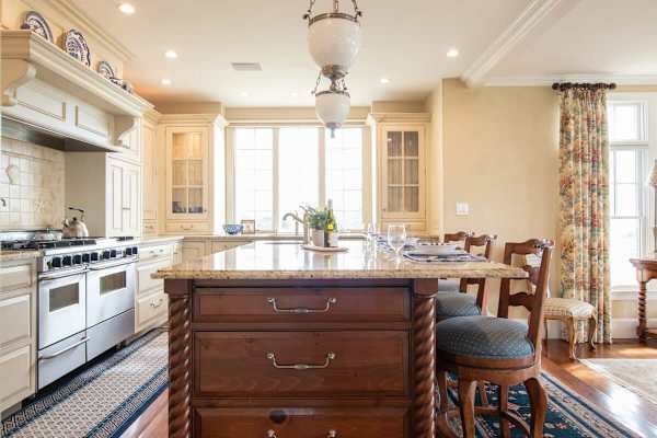 Photo 7 of Del Mar #16680 - Elegant Chatham Home, steps to private association on Hardings Beach, Dog Friendly!