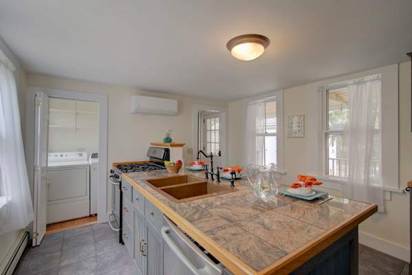 Photo 10 of Del Mar #15578 - Short drive to town and popular beaches! 