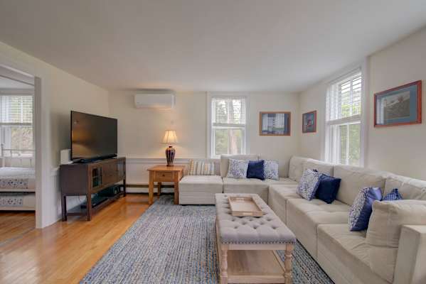 Photo 4 of Del Mar #15578 - Short drive to town and popular beaches! 