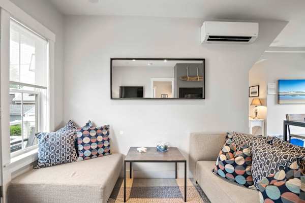 Photo 9 of Del Mar #11102 - Modern, Private Patio, Walk to Town!