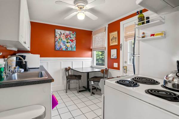 Photo 2 of Del Mar #11106 - Steps to Commercial St Walk to Beach!