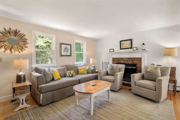 Photo 4 of Del Mar #16601 - Great Location Outdoor Space Dog Friendly