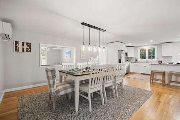 Photo 5 of Del Mar #19944 - 3 Min to Mayflower Beach, Dog Friendly!