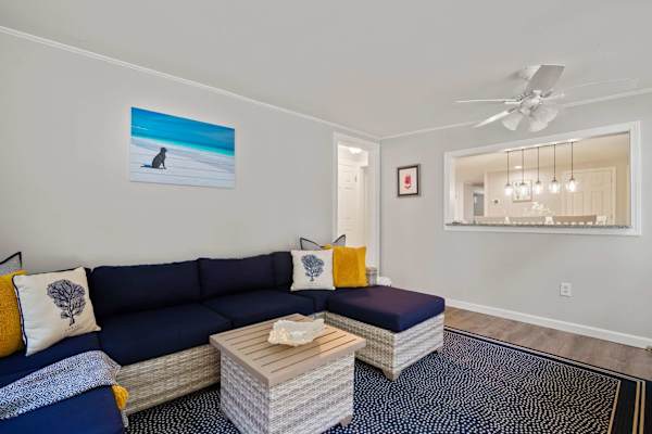 Photo 4 of Del Mar #19944 - 3 Min to Mayflower Beach, Dog Friendly!