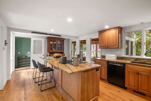 Photo 4 of Del Mar #14520 - 5 Min drive to Beaches and private backyard!