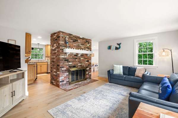 Photo 9 of Del Mar #18826 - Close to Bayside Beaches w/ Pool Table, Fire Pit