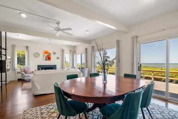 Photo 7 of Del Mar #15538 - Waterfront on Cape Cod Bay!