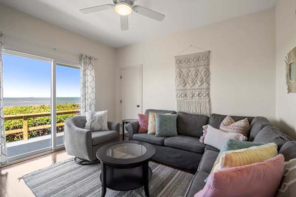 Photo 9 of Del Mar #15538 - Waterfront on Cape Cod Bay!