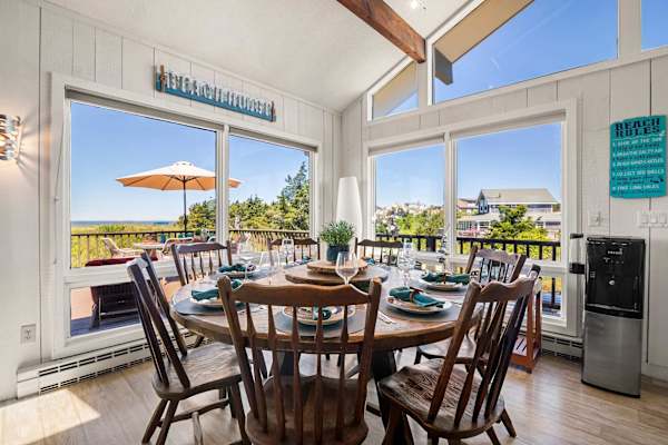 Photo 8 of Del Mar #13370 - Hot Tub, Waterfront Home with Stunning Views!