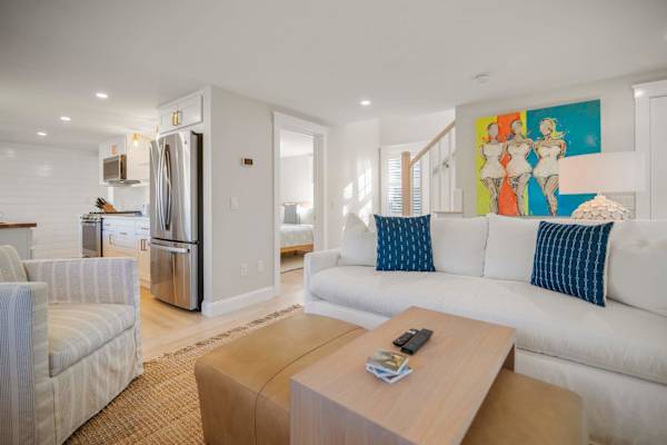 Photo 8 of Del Mar #14522 - Walk to beach, private patio!