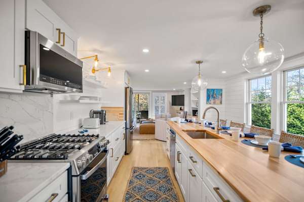 Photo 3 of Del Mar #14522 - Walk to beach, private patio!