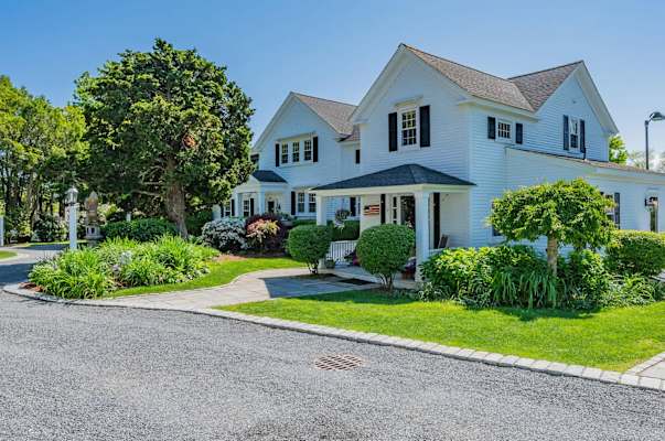 Photo 3 of Del Mar #17757 - Estate with Private pool, tennis court, and playground!