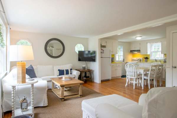 Photo 7 of Del Mar #18803 - Huge Deck Outdoor Shower Dog Friendly!