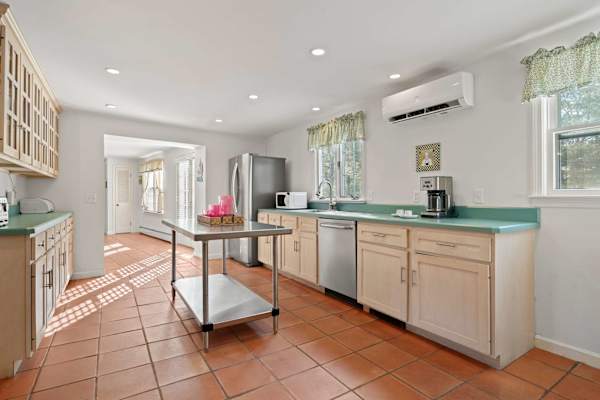 Photo 9 of Del Mar #17759 - Pool, Half Mile to Beach!