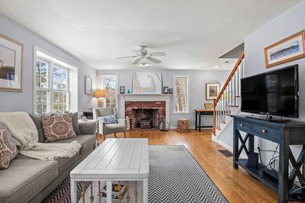 Photo 6 of Del Mar #17760 - Cozy Bungalow Close to Downtown!