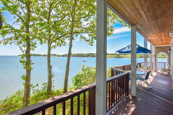 Photo 2 of Del Mar #17711 - Waterfront on Pleasant Bay!