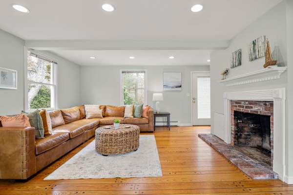 Photo 2 of Del Mar #14525 - 2 Miles to Coast Guard Beach!