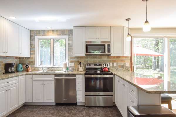 Photo 9 of Del Mar #16632 - 15 Minute Walk to Pleasant Street Beach!