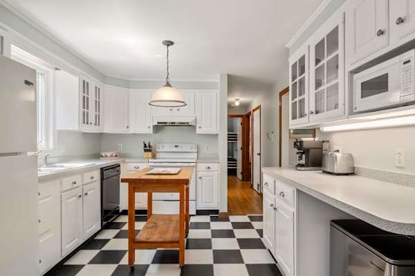 Photo 3 of Del Mar #14526 - Near Bike Path, 4 Min Drive To Nauset Light Beach!