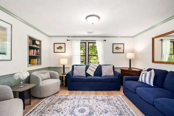 Photo 8 of Del Mar #18833 - Classic Home close to Ponds Dog Welcome!