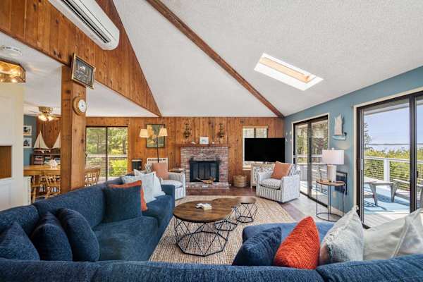 Photo 7 of Del Mar #13372 - Walk to Water, Private Deck with Water View!