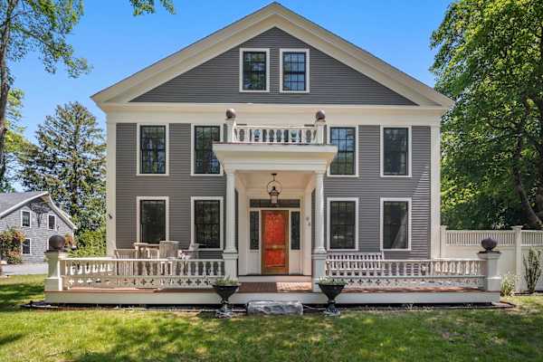 Photo 4 of Del Mar #15531 - Walk to Town, Fully Renovated!