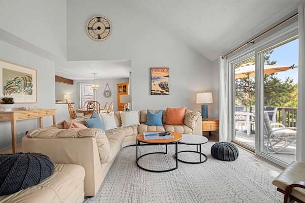 Photo 9 of Del Mar #19948 - Water Access, Sunsets, Walk to Restaurants!