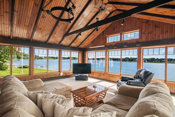 Photo 3 of Del Mar #20032 - Stunning Waterfront Home!