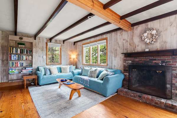 Photo 8 of Del Mar #13373 - Walk to Oceanside Beach!