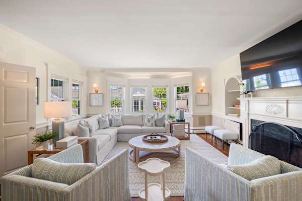 Photo 8 of Del Mar #17757 - Estate with Private pool, tennis court, and playground!