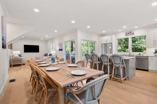 Photo 4 of Del Mar #17754 - New Build, Heated Plunge Pool, 1 Mi to Downtown!