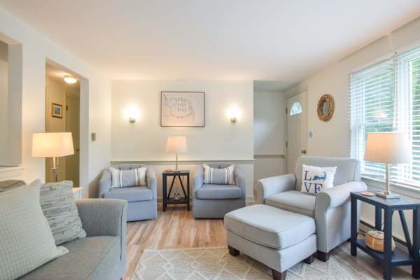 Photo 7 of Del Mar #18815 - Walk to Beach Dog Welcome!