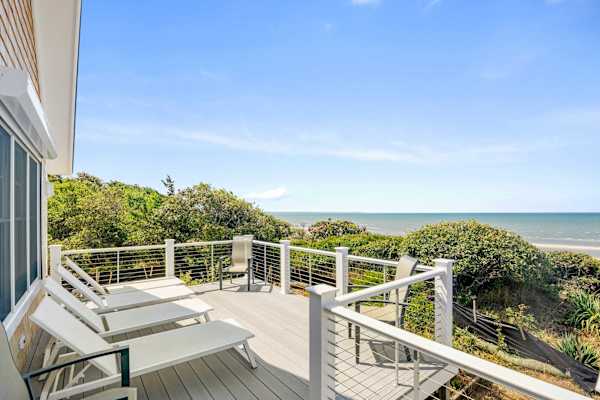 Photo 2 of Del Mar #14460 - Complete Reno, Private Beach, Panoramic Water View!