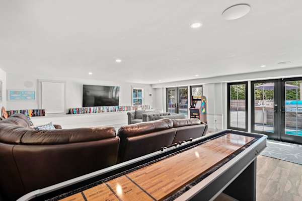 Photo 4 of Del Mar #19952 - Luxurious Escape, Pool, Hot Tub, Game Room!