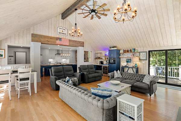 Photo 5 of Del Mar #19952 - Luxurious Escape, Pool, Hot Tub, Game Room!