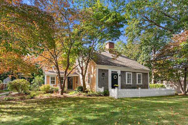 Photo 4 of Del Mar #20034 - Walk to Dennis Pond, Short Drive to Beach, AC!