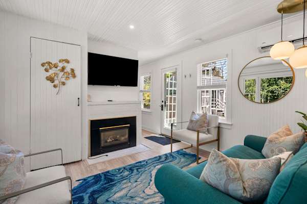 Photo 8 of Del Mar #20031 - Adorable Updated Cottage, Walk to Water! 