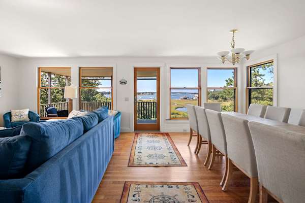 Photo 7 of Del Mar #16694 - Sweeping Views, 150 Yards to Private Beach!