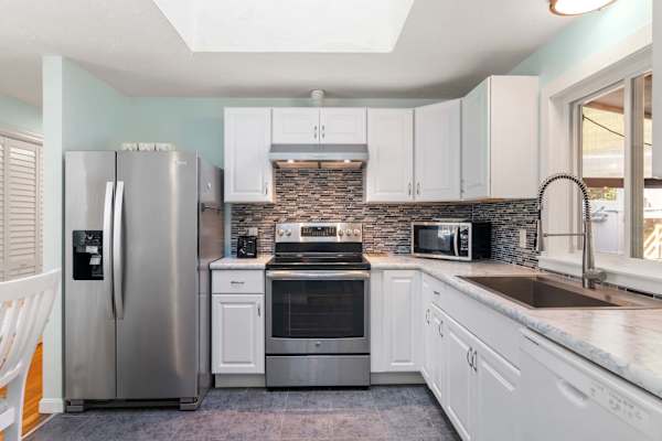 Photo 10 of Del Mar #17764 - Hot Tub, Sauna, Ping Pong Table, Treehouse and Fire Pit!