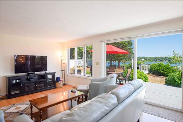 Photo 4 of Del Mar #14501 - Waterfront with Private Dock!